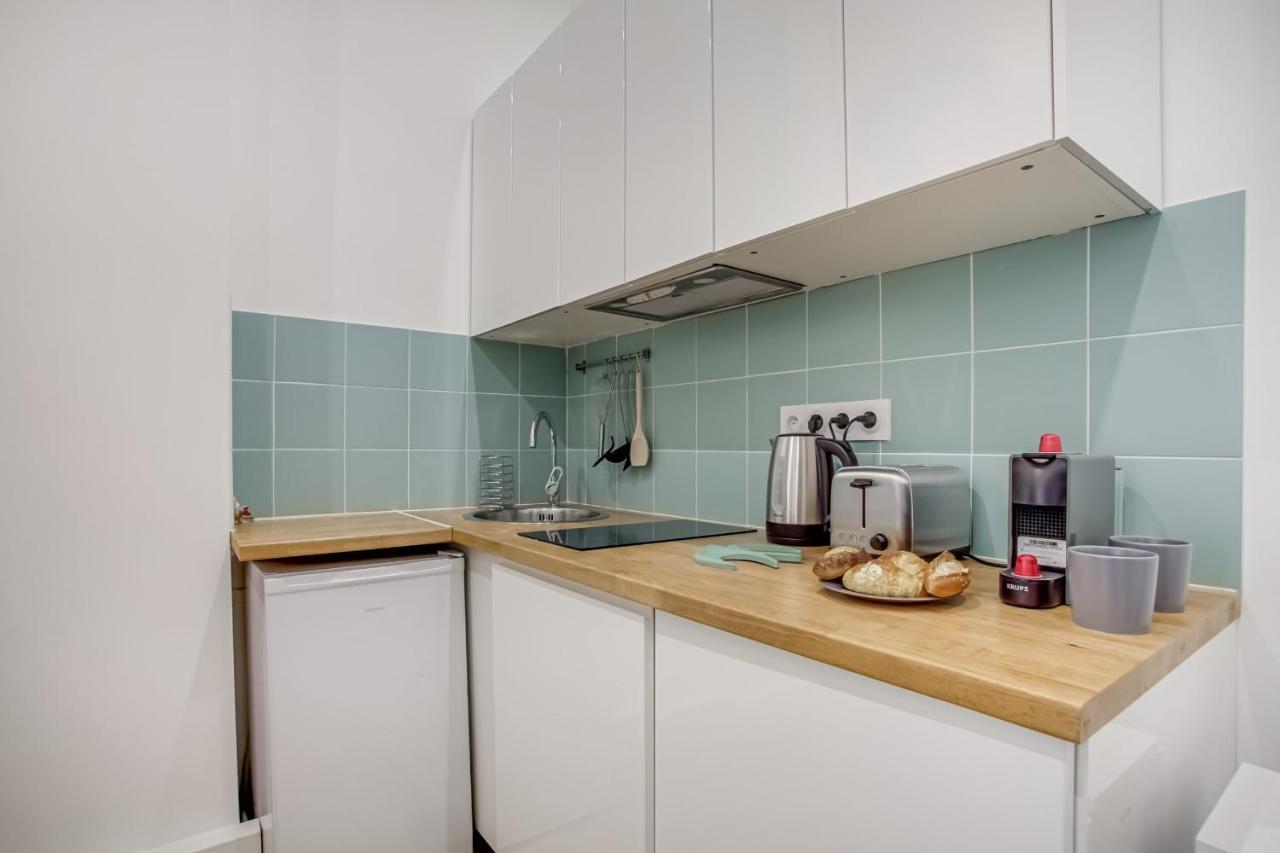 Flat For 4 Located In The Heart Of Paris * Parijs